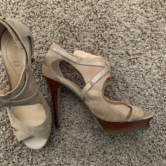 Shoes - Picture 2 of 3